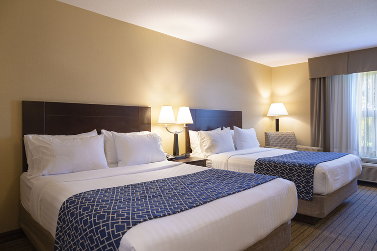 Bedroom 3, Bayview Hotel, Comox-Strathcona