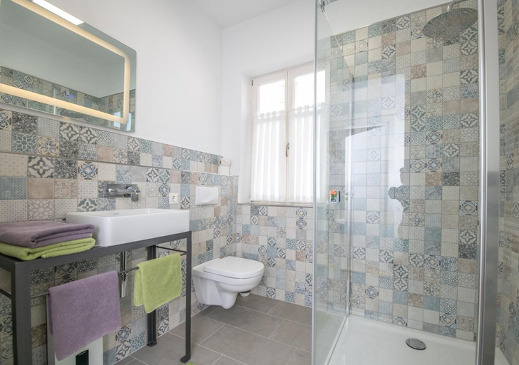 Bathroom 5, Pension und Ferienwohnung Onkel Ernst, Burgenlandkreis