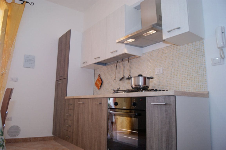 Others 5, Ville Mancaversa, Lecce