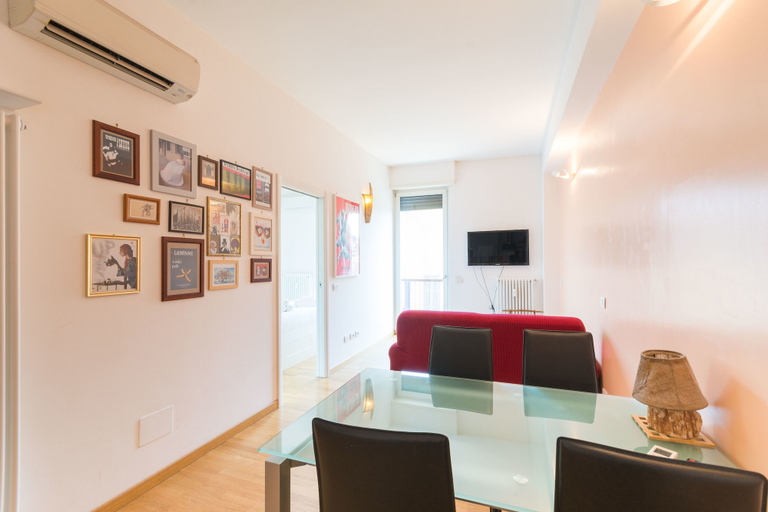 In-room dining, Navigli 6A Apartment, Milano