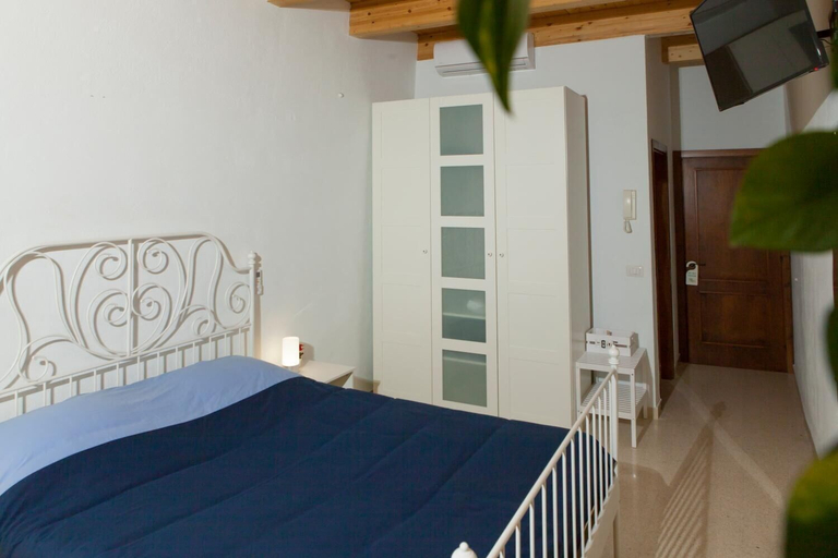 Bedroom 4, B&b Oltre l'Arco, Bari