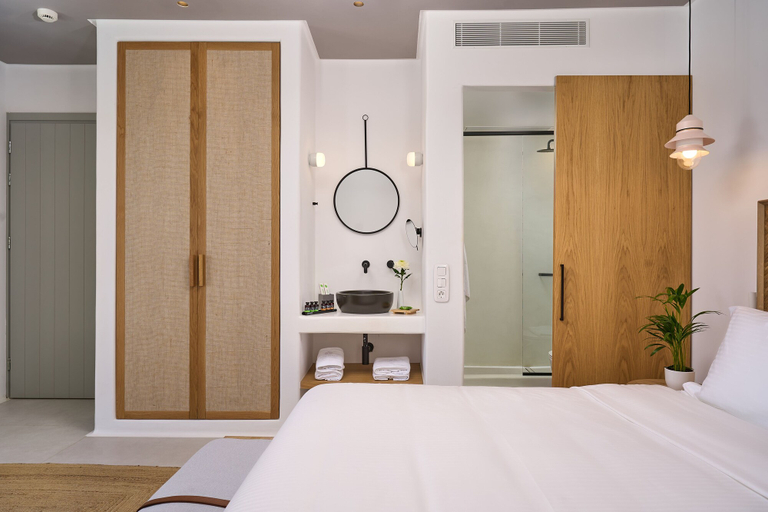 Bedroom 3, Adorno Beach Hotel & Suites, South Aegean