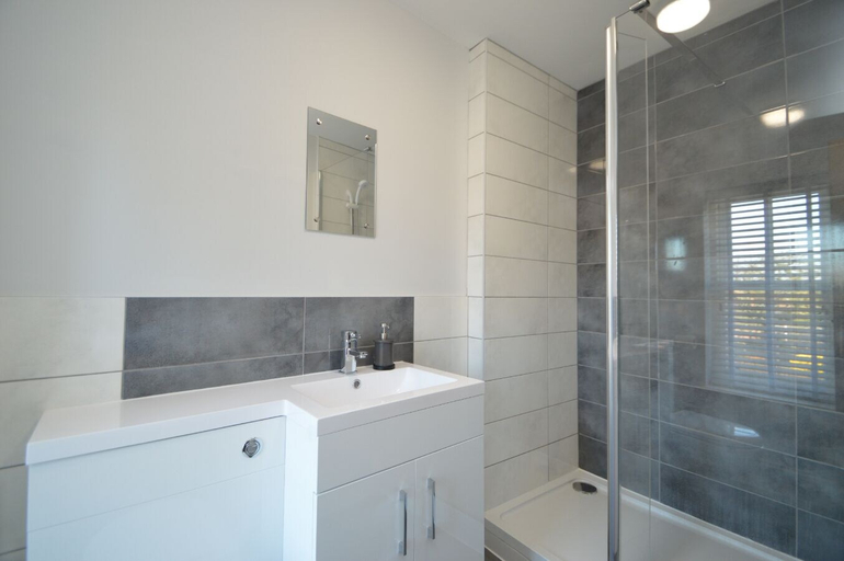 Bathroom 3, The Plough Retreat, Nottinghamshire