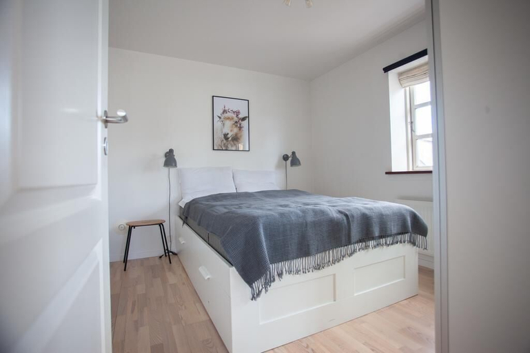 Bedroom 2, Central apartment in Tórshavn, Tórshavn