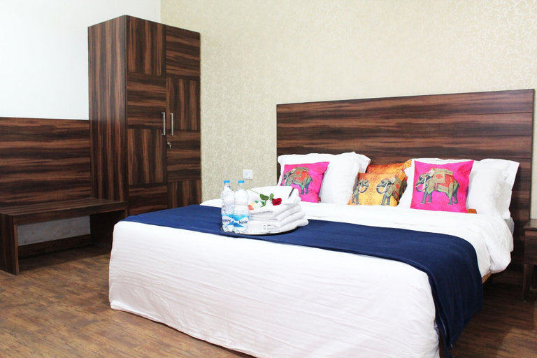 Bedroom 5, Adhunik Hotel Neemrana, Alwar
