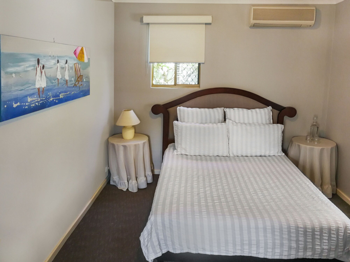 Bedroom 3, Airport B&B, Belmont