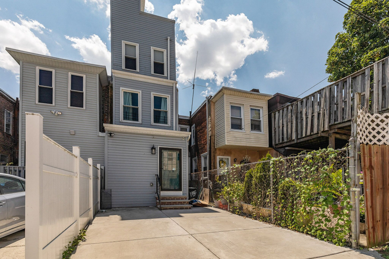 Exterior & Views 2, Trendy Fairmount Gem Roof Deck, Philadelphia