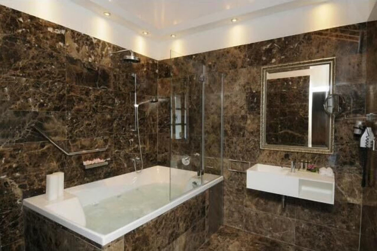 Bathroom 5, The Library Hotel Wellness Retreat, Larnaca