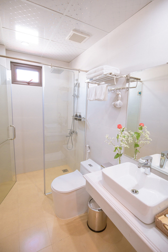 Bathroom 4, Diamond Hotel, Ninh Bình