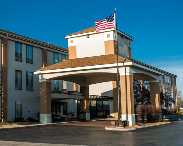 Quality Inn & Suites near St. Louis and I-255, Saint Clair