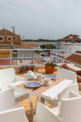 Others 5, Villa Marquez, Vila Real de Santo António