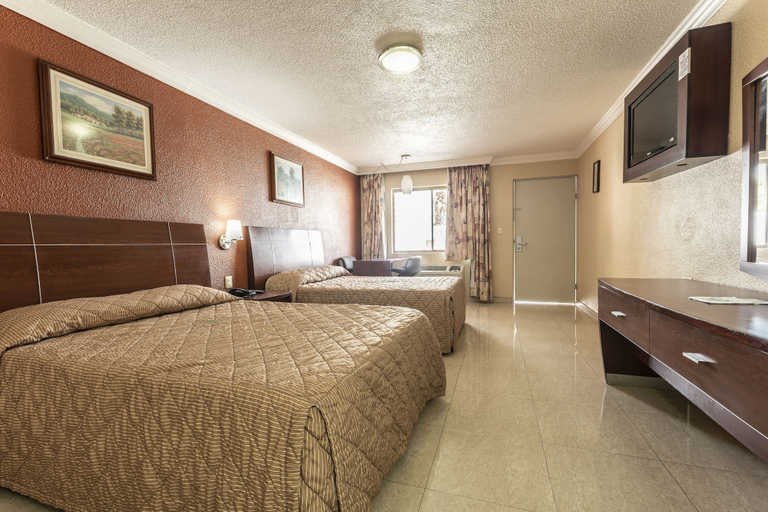 Bedroom 2, La Siesta Hotel, Hermosillo