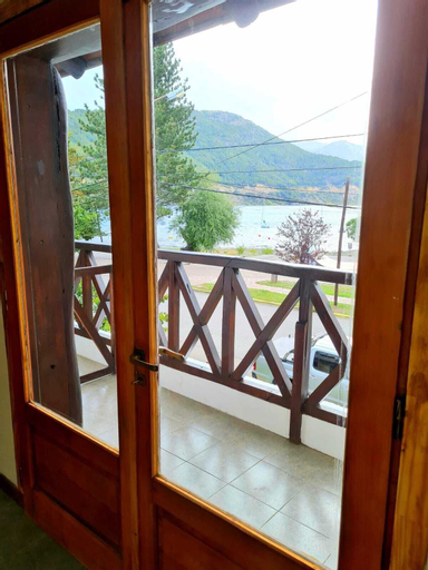 PUERTO LACAR LODGE SMARG, Lacar