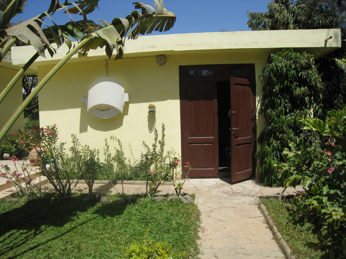 Exterior & Views, Studio in Tropical Garden, Dakar