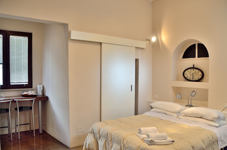 Bedroom 5, Azzurretta, Lecce