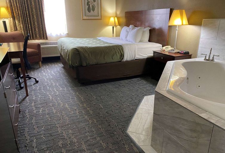 Bedroom 3, Quality Inn Toledo Westgate, Lucas