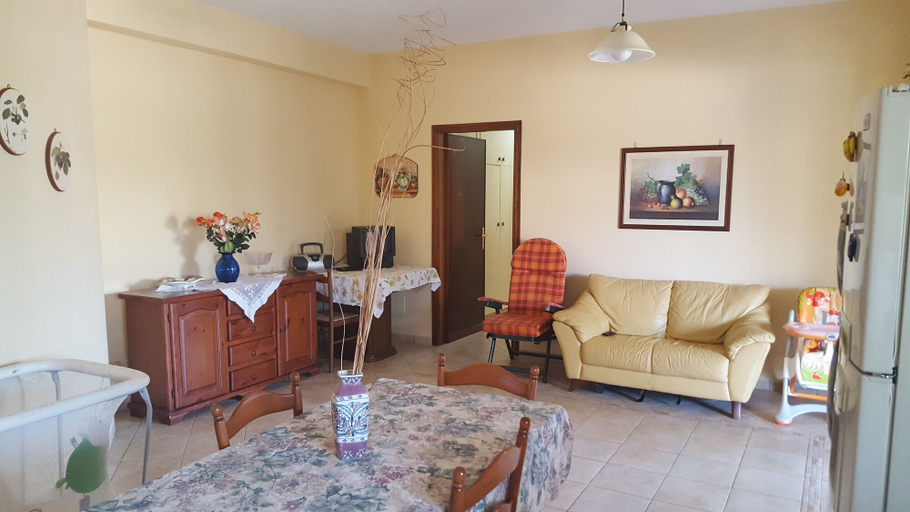 Others 3, Villa Oltremare, Trapani