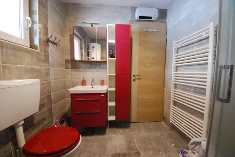 Bathroom 3, Relax Home Rajna Korenica, Plitvička Jezera