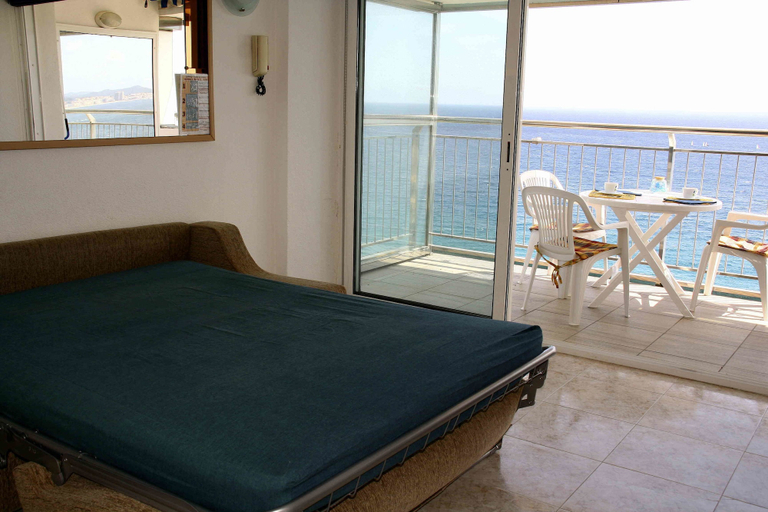 Bedroom, Duplex Elypalace 11-10B, Girona