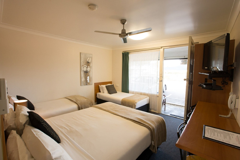 Bedroom 5, The David Motel, Rockhampton