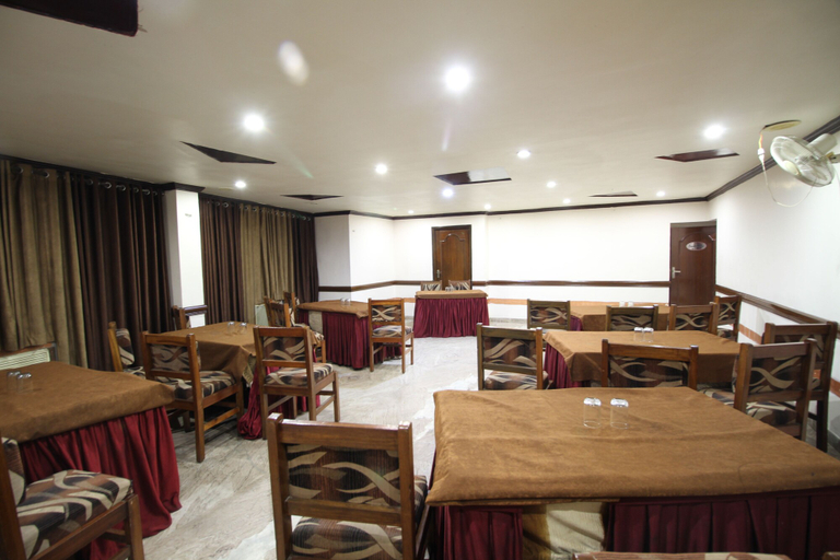 Food & Drinks 5, Hotel Grand Arjun, Raipur
