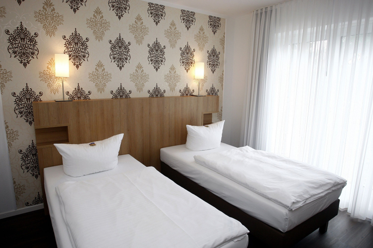 Bedroom 2, Hotel Westerkamp, Osnabrück