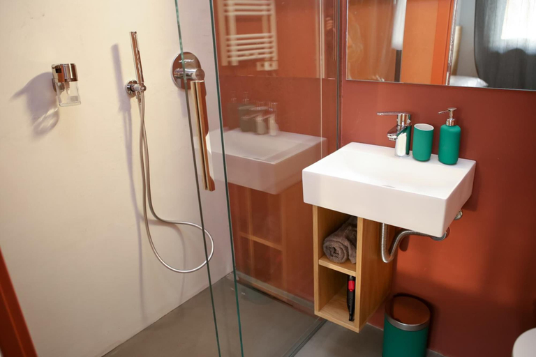 Bathroom 5, Bed and Bike Verona, Verona