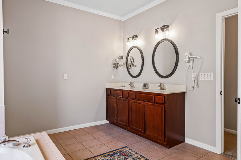 Bathroom 4, Happy Daze, Sussex