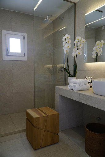 Bathroom 5, Margie Mykonos Hotel, South Aegean
