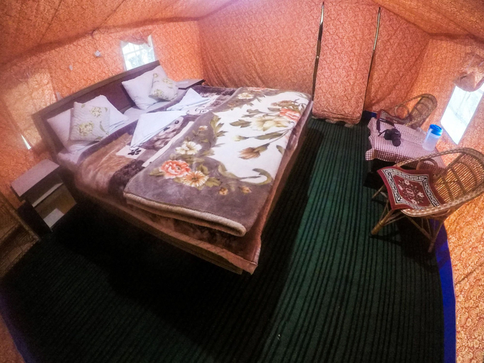 Bedroom 2, Apple Cottage Nubra - Glamping, Leh