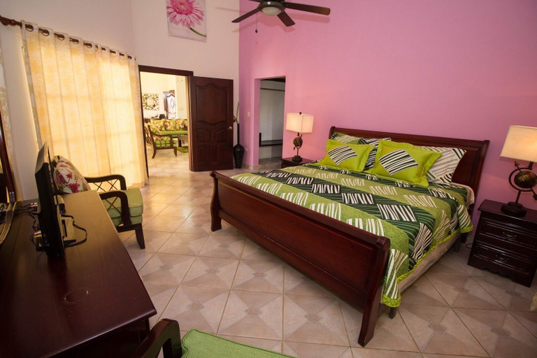 Bedroom 2, 6 Bedroom Villa With an Ocean View, Sosua