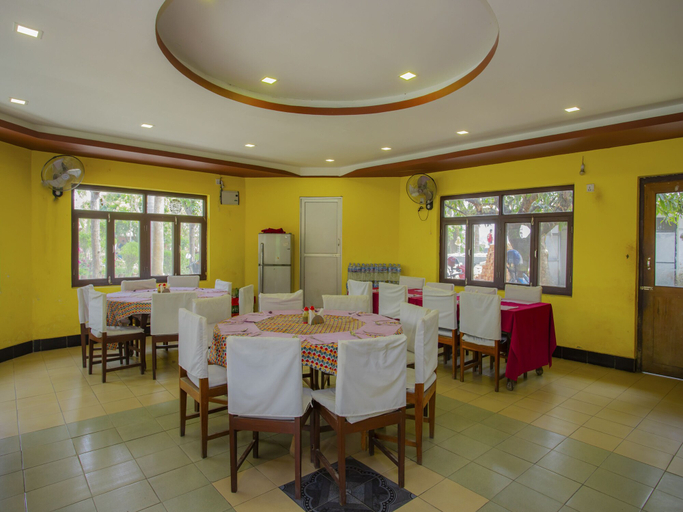 Food & Drinks 5, Jungle Nepal Resort, Narayani