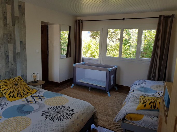 Bedroom 3, L'Havre de Saint Germain, Eure
