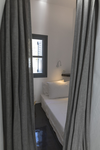 Bedroom 3, Lotza Studios, South Aegean