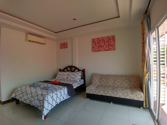 Bedroom 3, Koh Larn De Beach, Pattaya