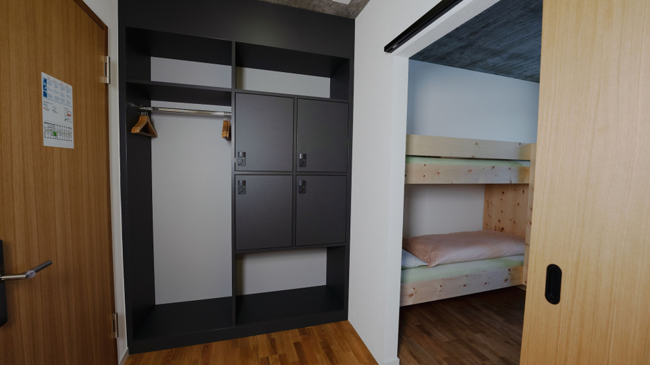 Bedroom 3, wellnessHostel3000, Surselva
