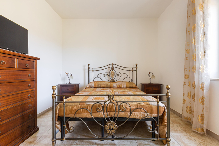 Bedroom 2, 2845 Trulli Carvaloo by Barbarhouse, Taranto