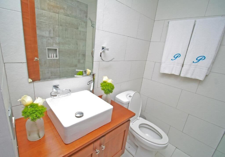 Bathroom 4, Palmetto Hotel, Santiago de los Caballeros