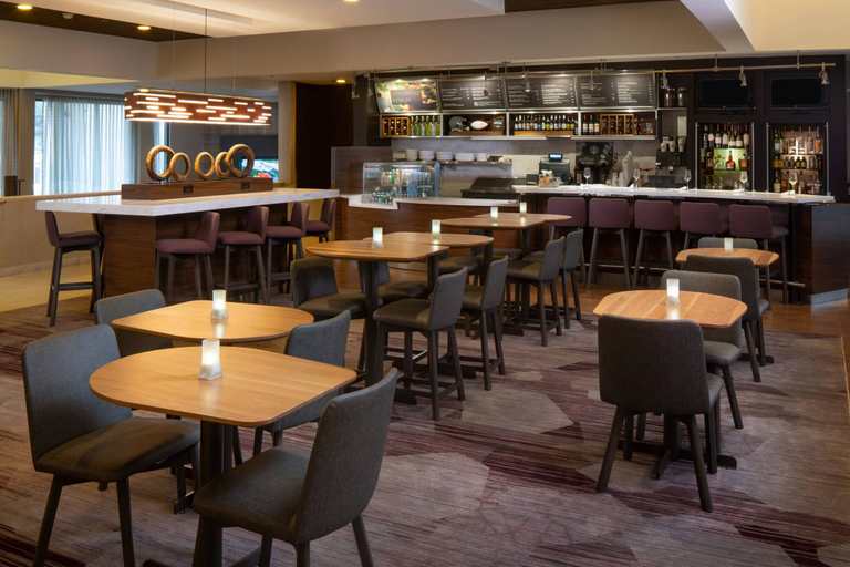Food & Drinks 5, Courtyard by Marriott Memphis East/Park Avenue, Shelby