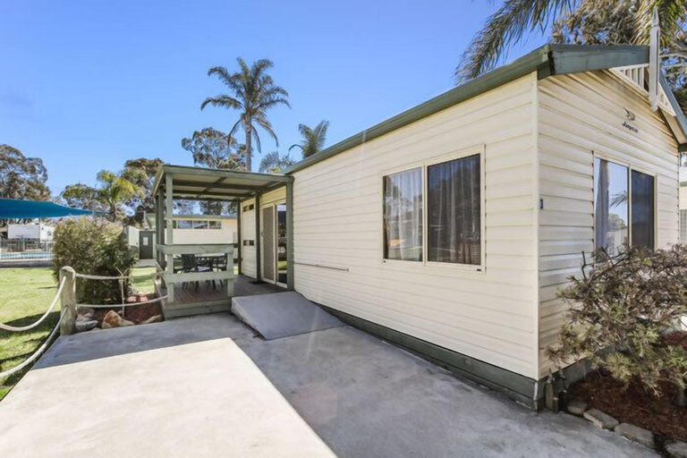 Exterior & Views 2, Paynesville Holiday Park, E. Gippsland - Bairnsdale