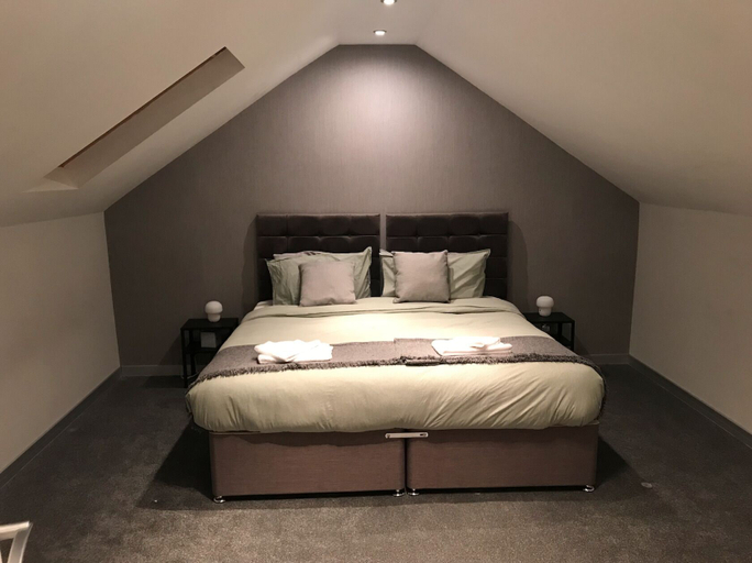 Bedroom 2, Richmond House by Staytor, Devon