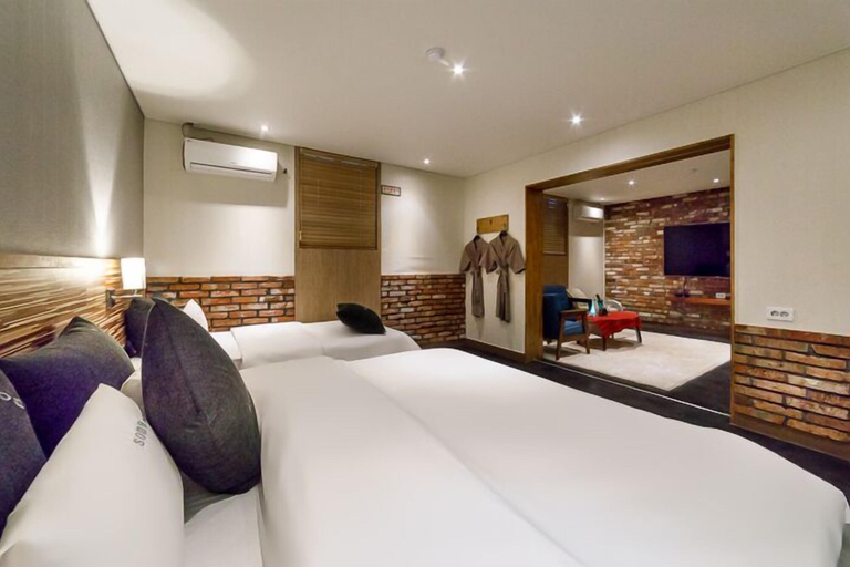 Bedroom 4, Soma Hotel, Nam