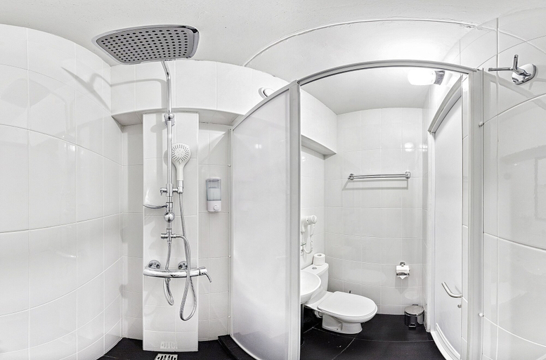 Bathroom 3, Hotel Live, Ekaterinburg gorsovet