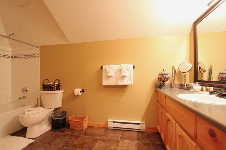 Bathroom 3, Valhalla Condos by Whistler Retreats, Squamish-Lillooet