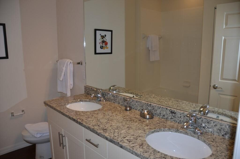 Bathroom 3, Lucaya 3 Bedroom 2 Bath Townhome!, Osceola