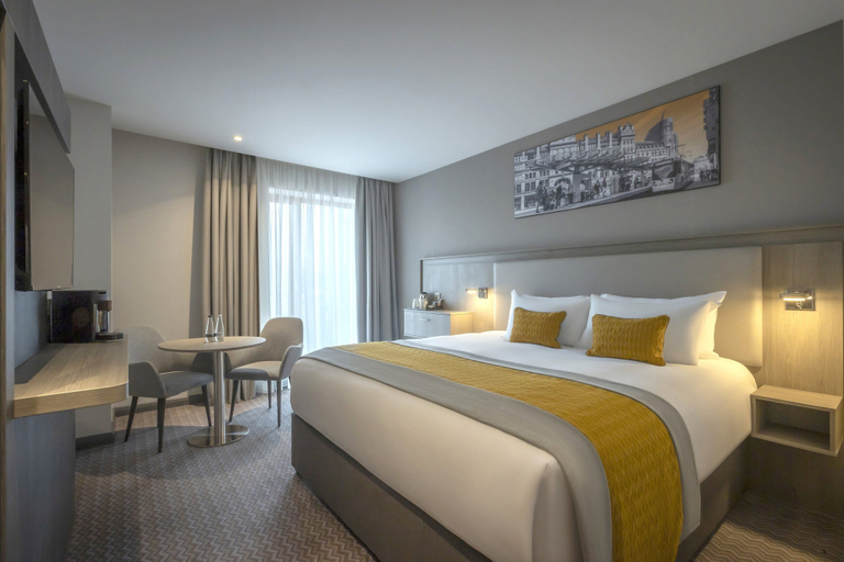 Bedroom 5, Maldron Hotel Manchester City Centre, Manchester