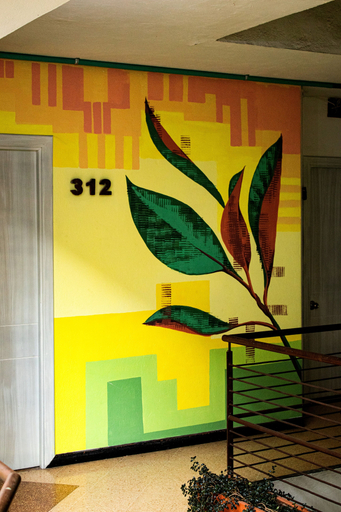 Others 5, Hotel Natural, Medellín
