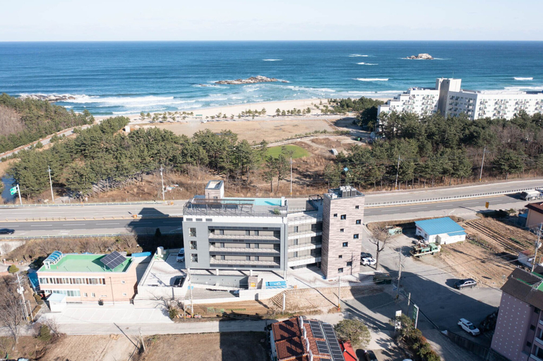 Exterior & Views 1, Hotel Parangvue, Goseong