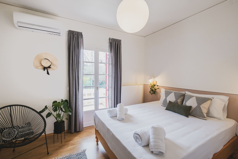 Bedroom 3, Mid-Century Modern Villa Vintage Charm, Crete