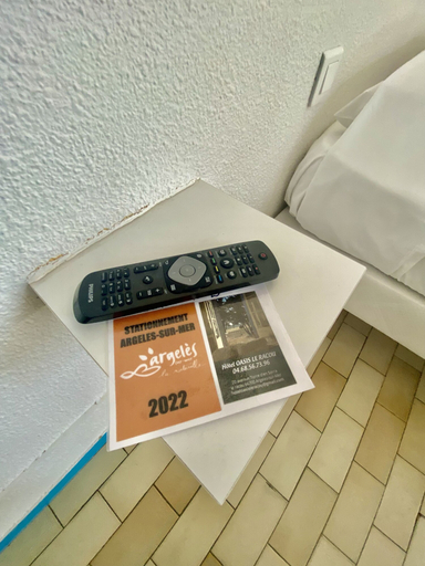 Bedroom 3, Hotel Oasis, Pyrénées-Orientales